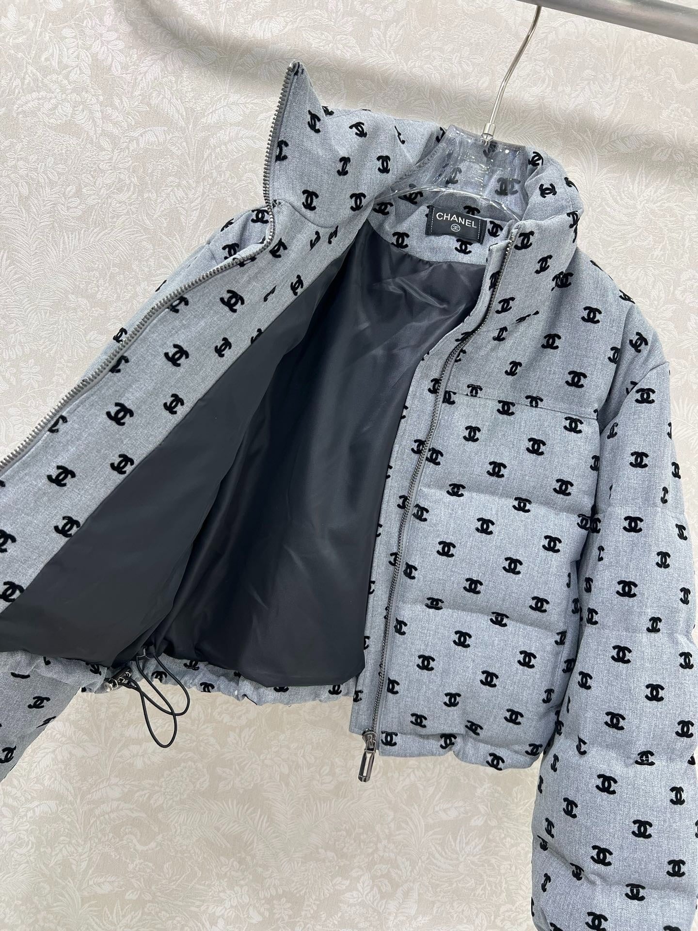 CHANEL 25S DOWN JACKET 310