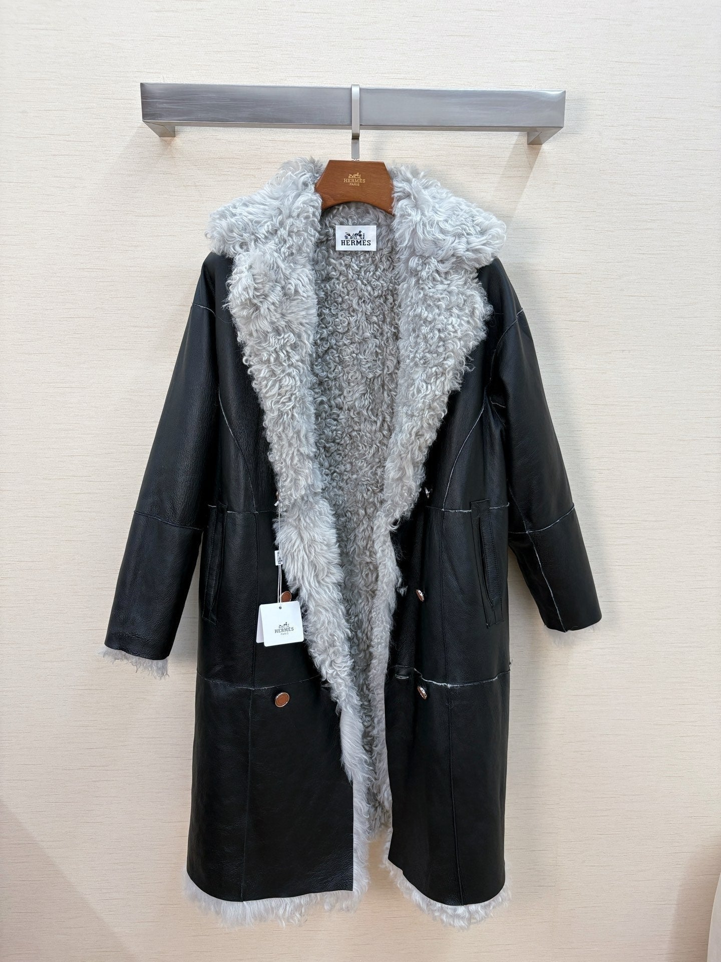 HERMES 25S LONG FUR COAT 233