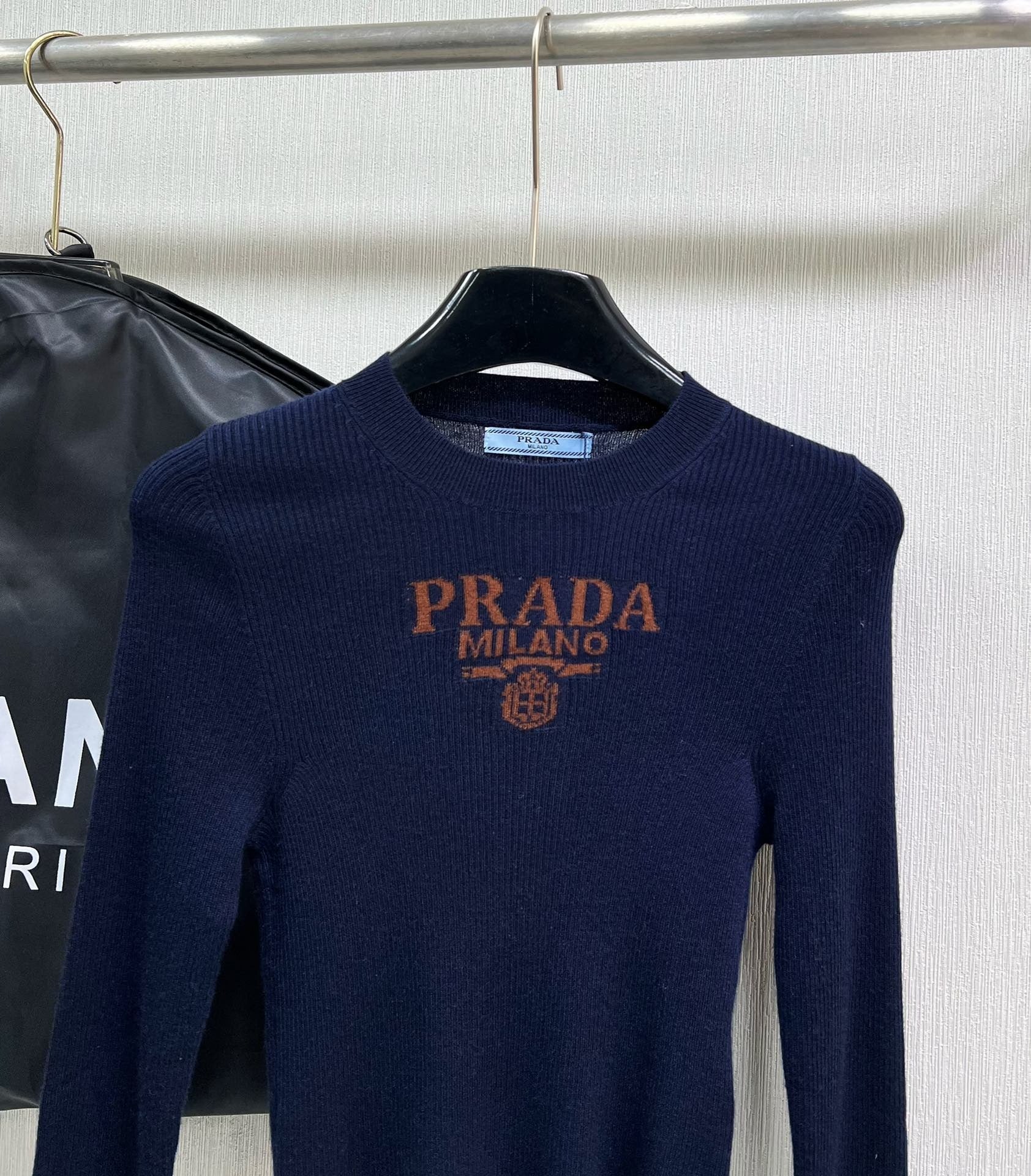 PRADA 25S LIGHTWEIGHT SWEATER 364