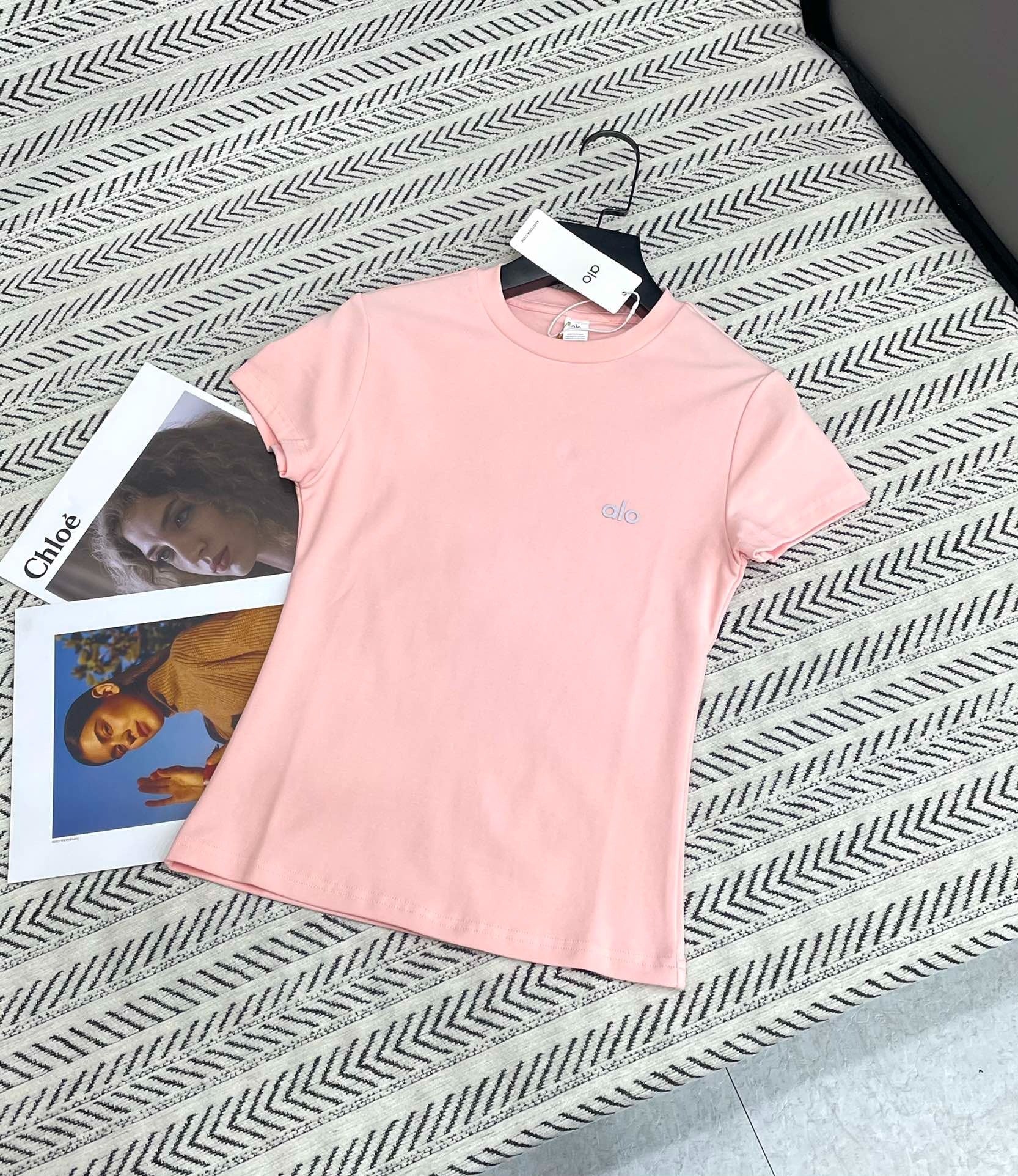 ALO T-SHIRT STYLE 116