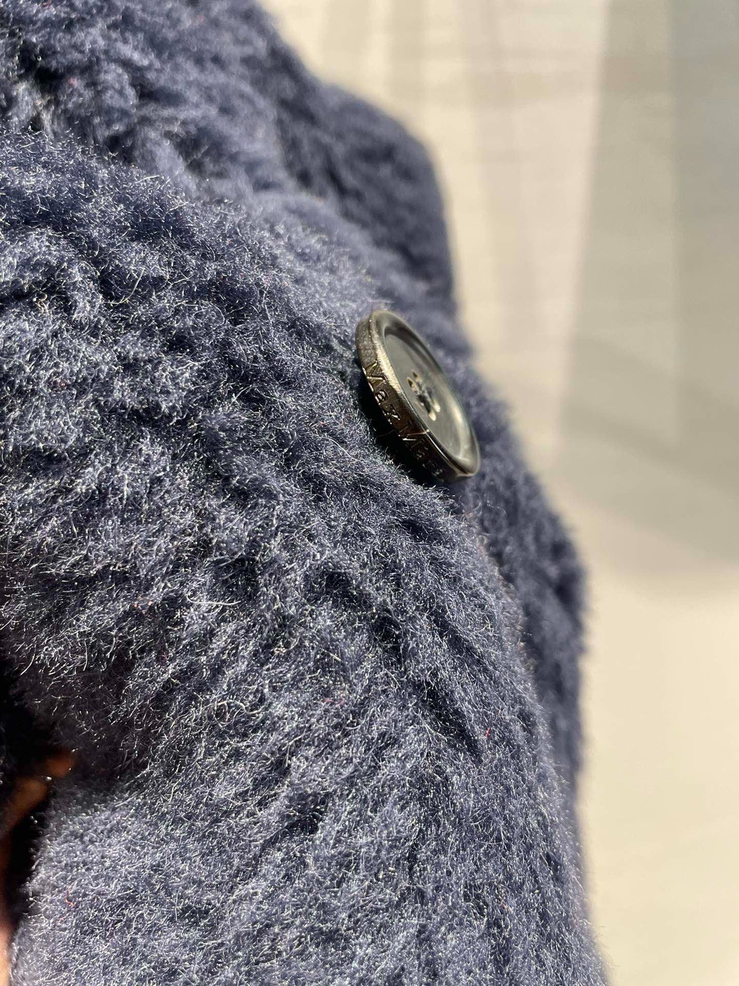 MAX MARA 25S SLEEVELESS TEDDY VEST 066