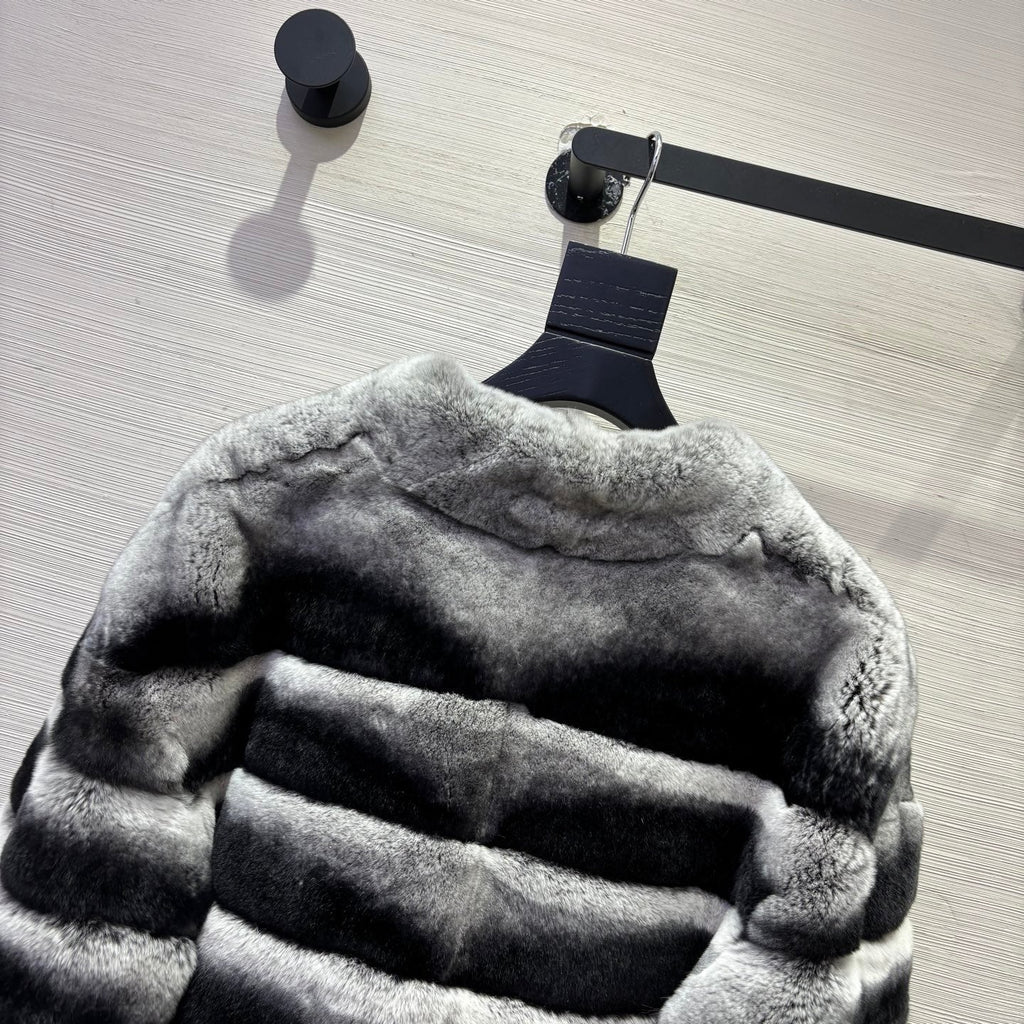 MAX MARA 25S V-NECK FUR COAT 155