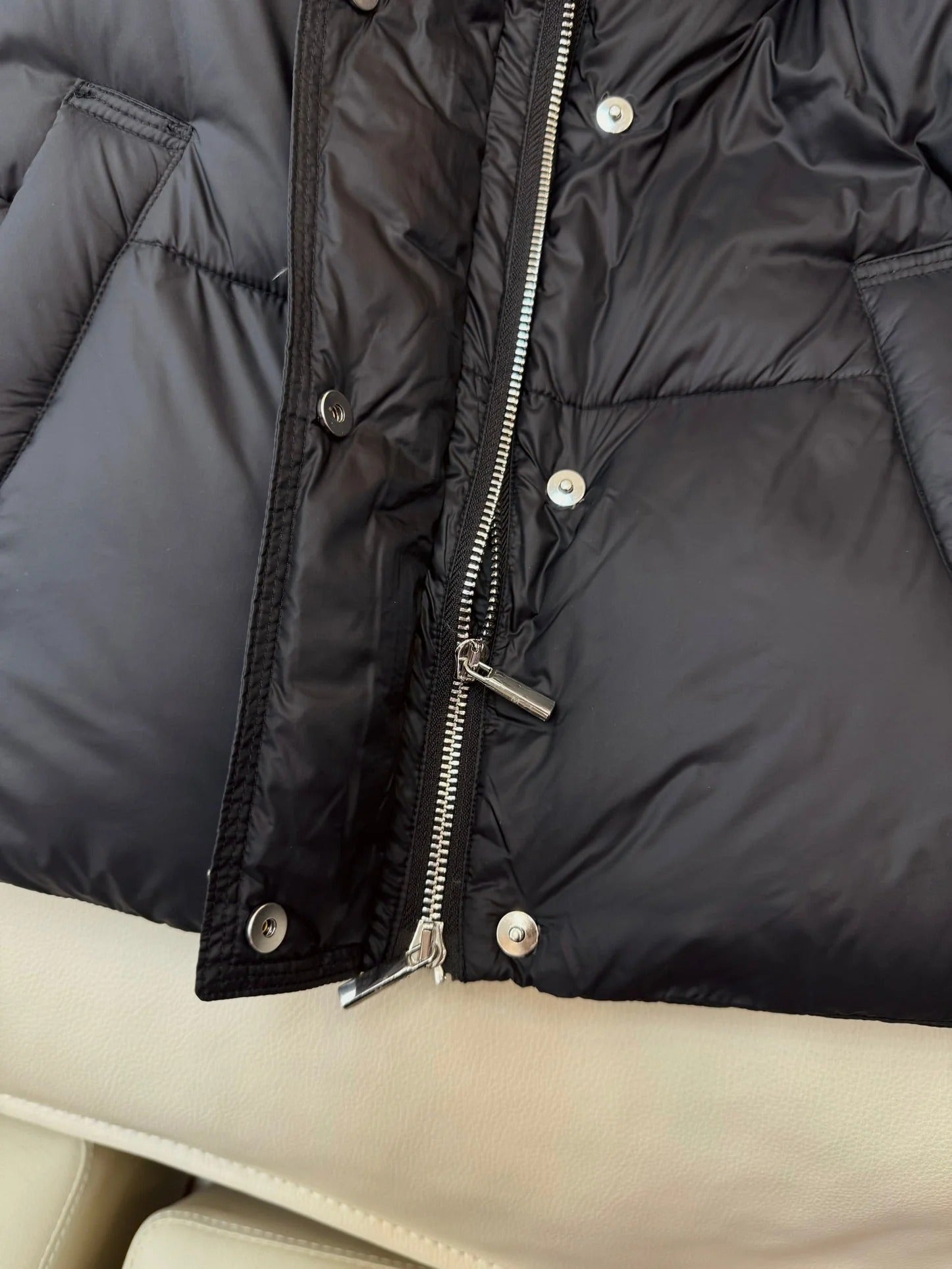 MAX MARA 25S SHORT DOWN JACKET 089