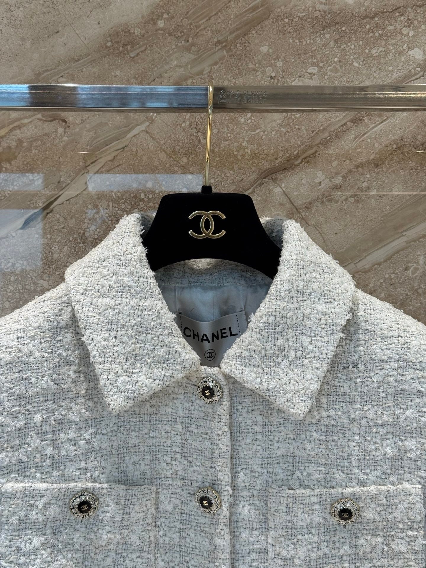 CHANEL 25S TWEED COAT 320