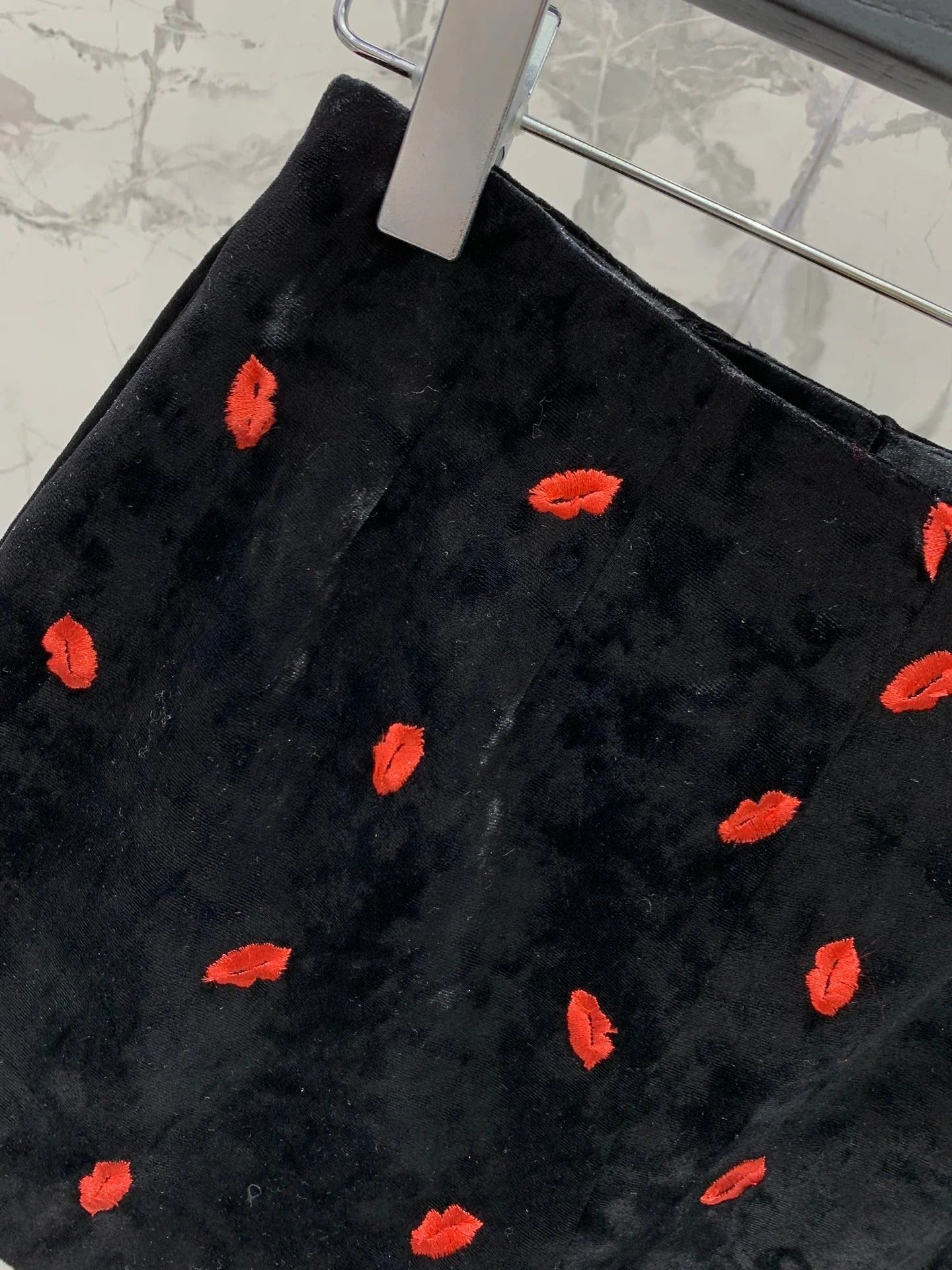 YSL 25S SHORT STYLE 161