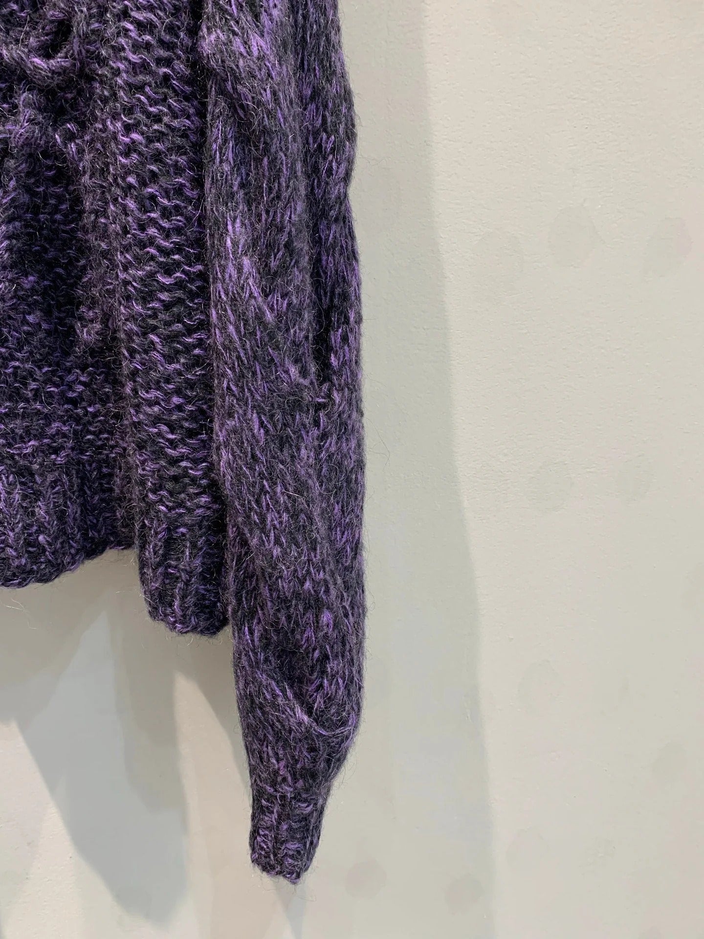 LOEWE SWEATER STYLE 220