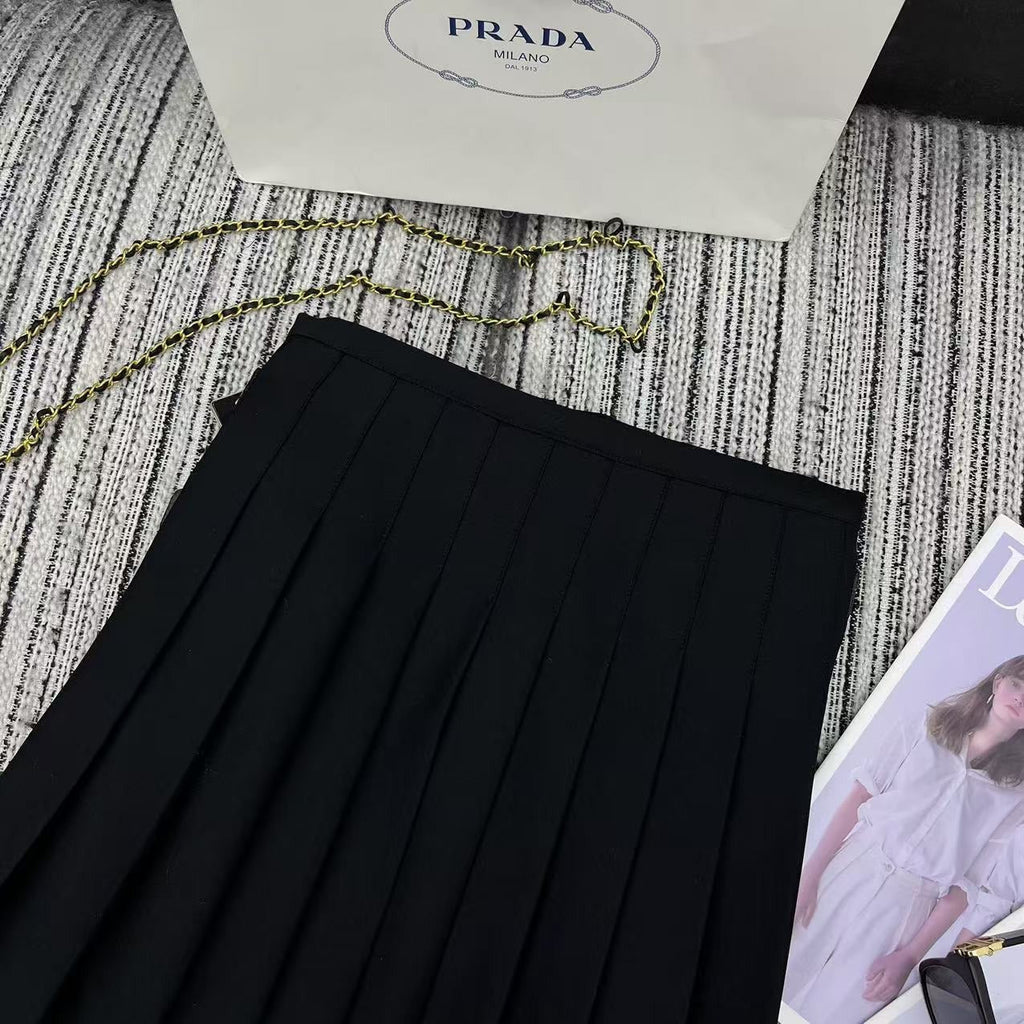 PRADA 25S PLEATED MINI SKIRT 345