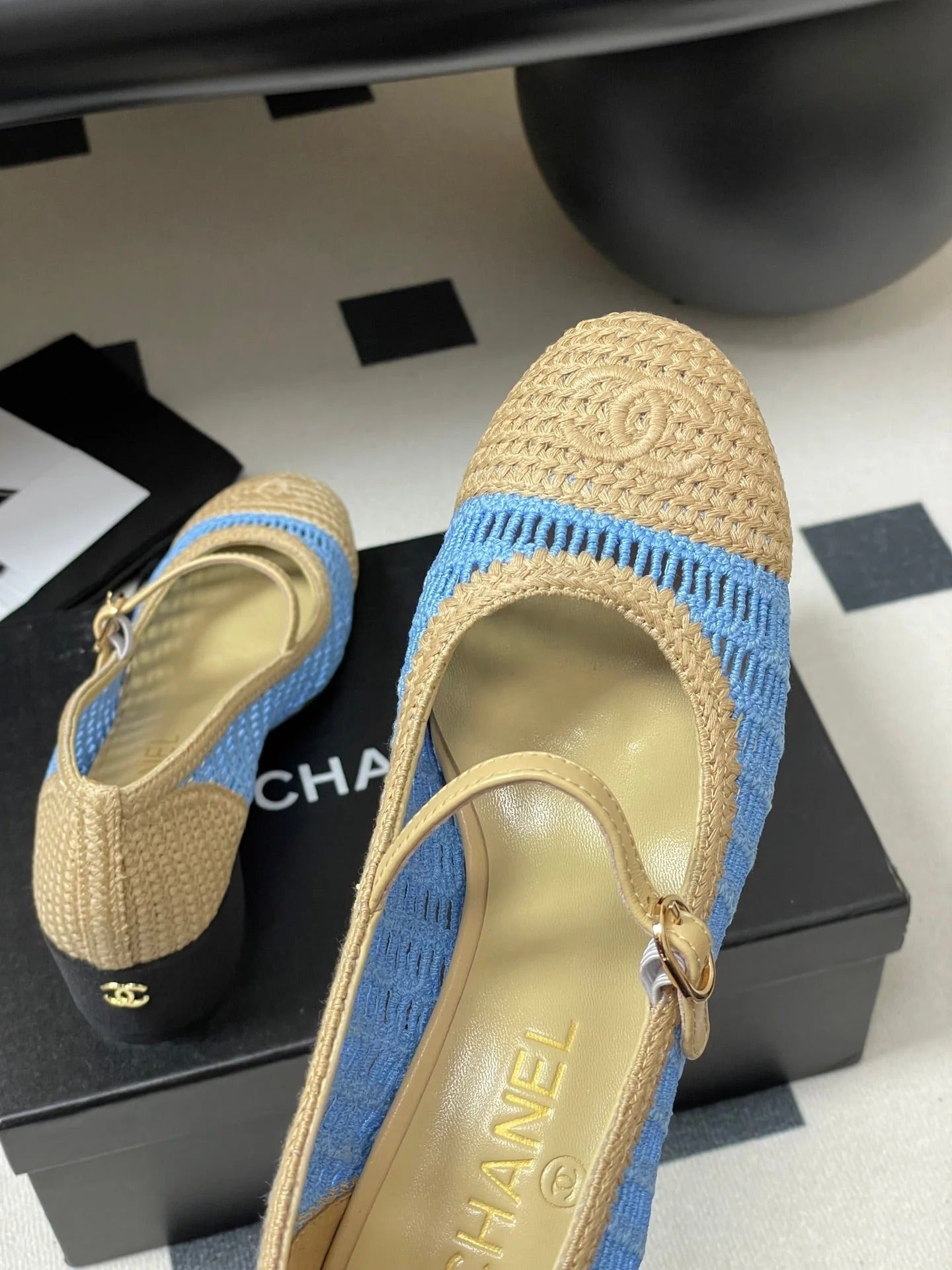 HIGH BALLET MARY JANE 50MM IN NATURAL BEIGE AND BLUE RAFFIA