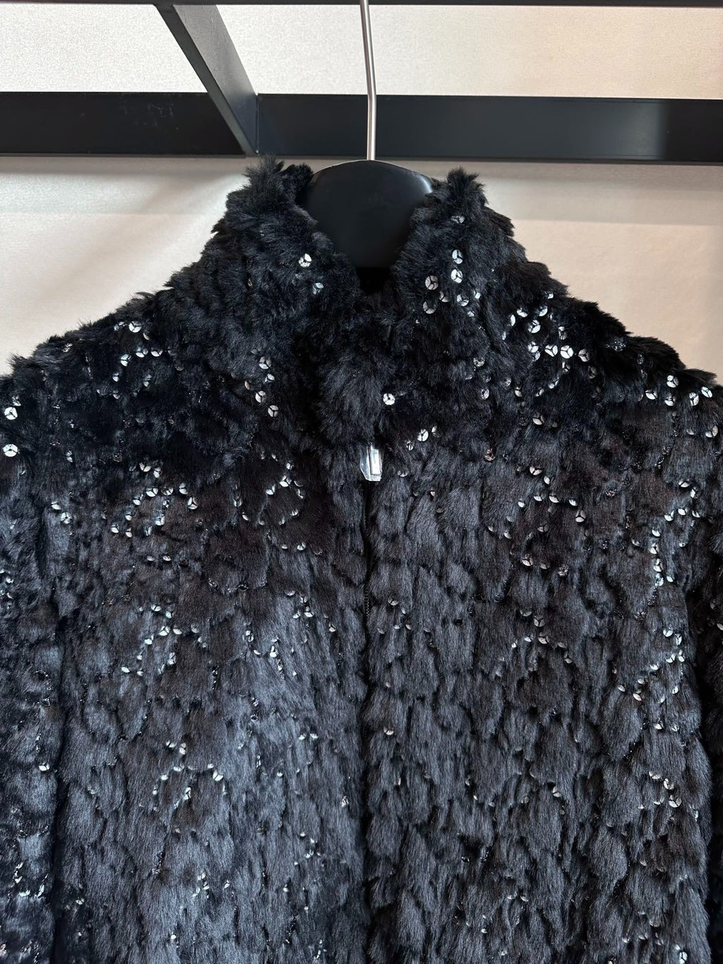 CHANEL 25S VELVET SEQUIN-EMBELLISHED JACKET 464