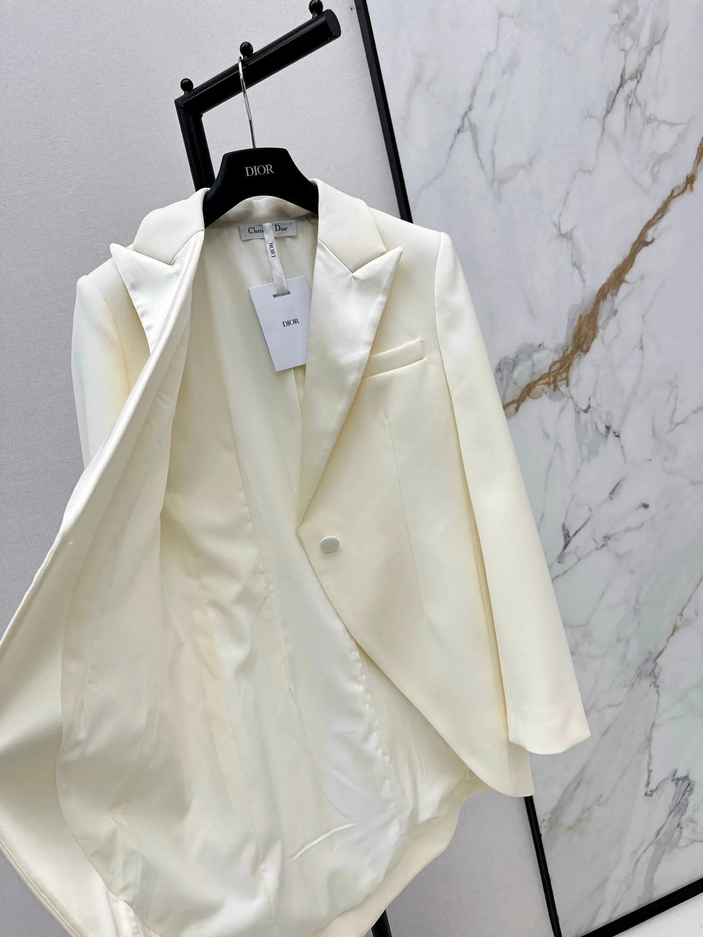 DIOR 25S TAILCOAT 610