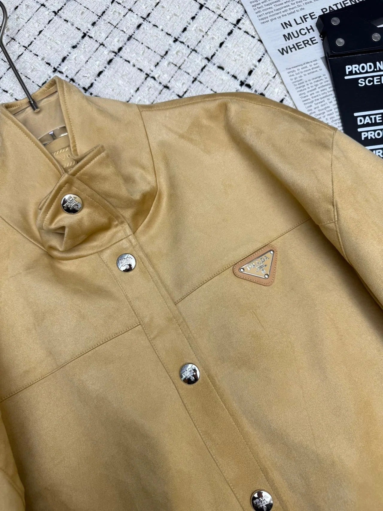 PRADA 25S STAND-COLLAR PACKET 371