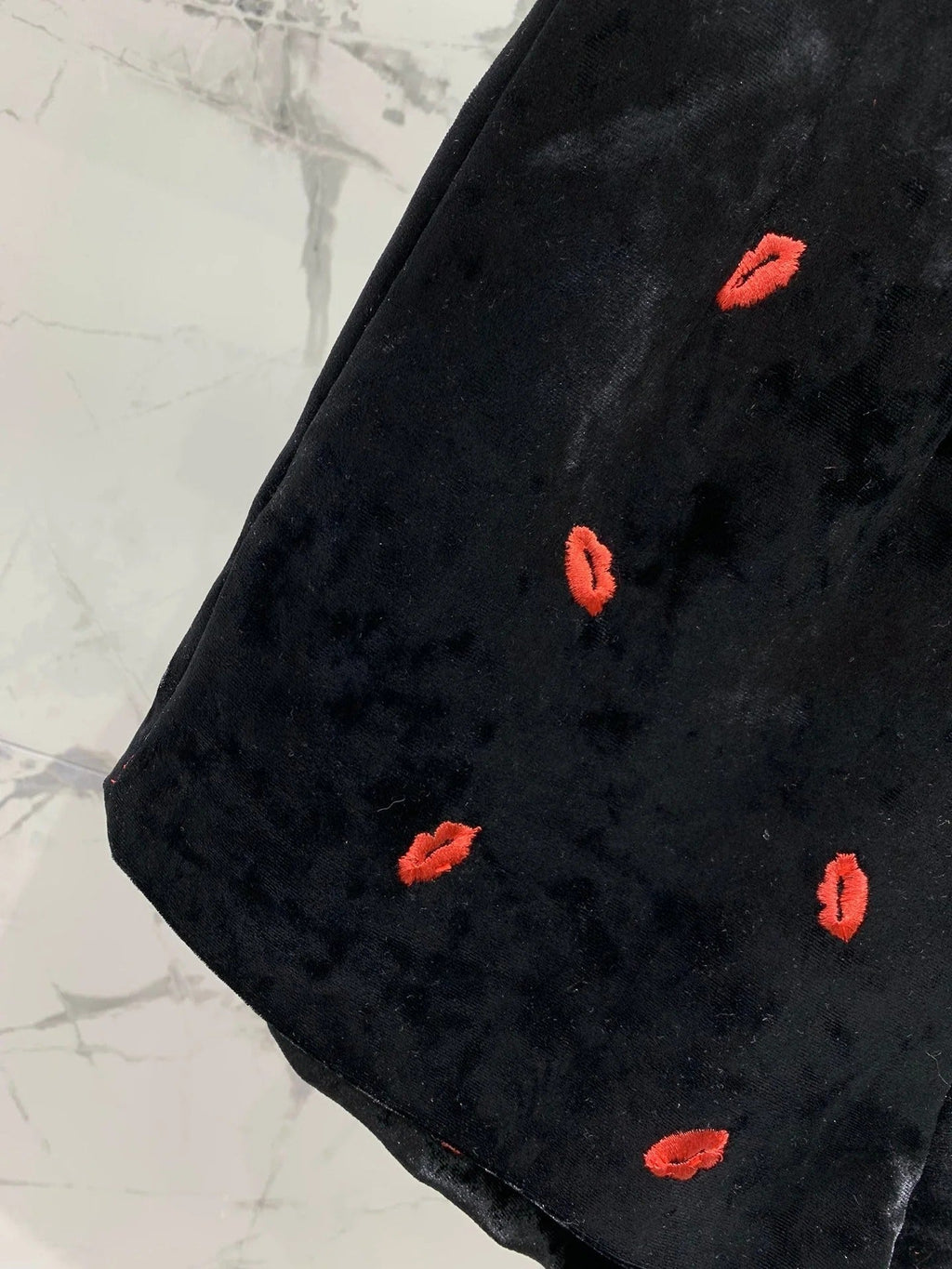 YSL 25S SHORT STYLE 161