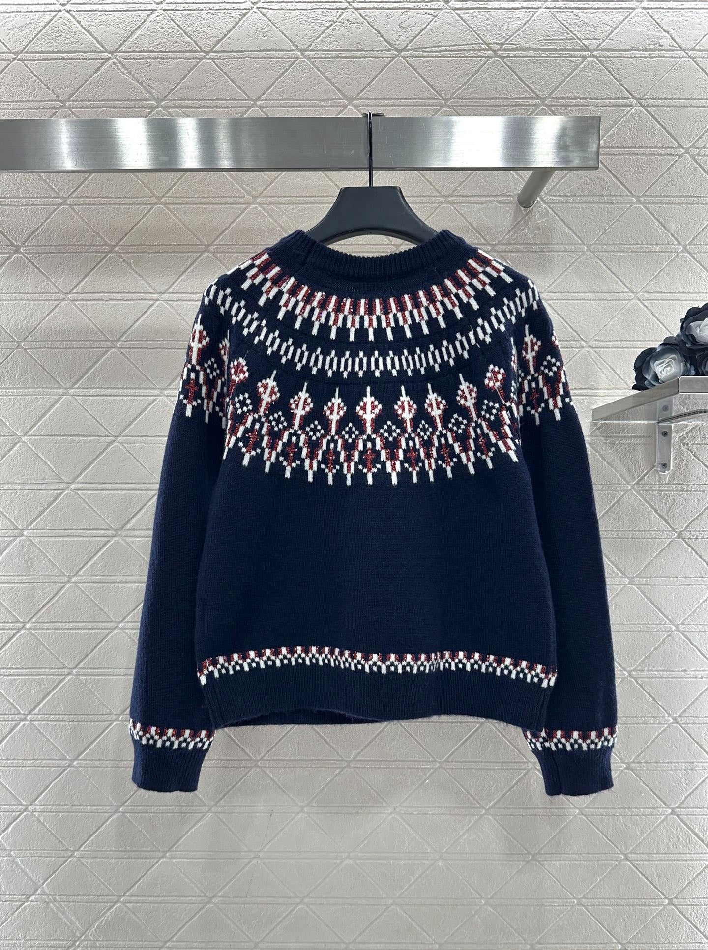 LOEWE SWEATER STYLE 302
