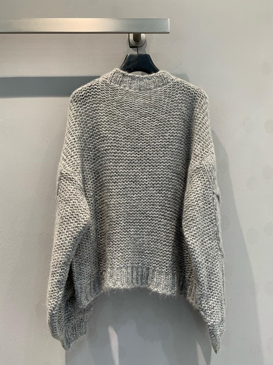 LOEWE SWEATER STYLE 224