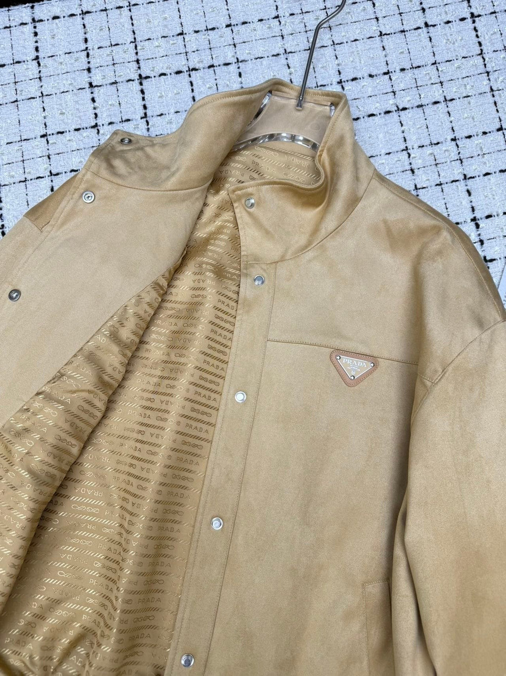 PRADA 25S STAND-COLLAR PACKET 371