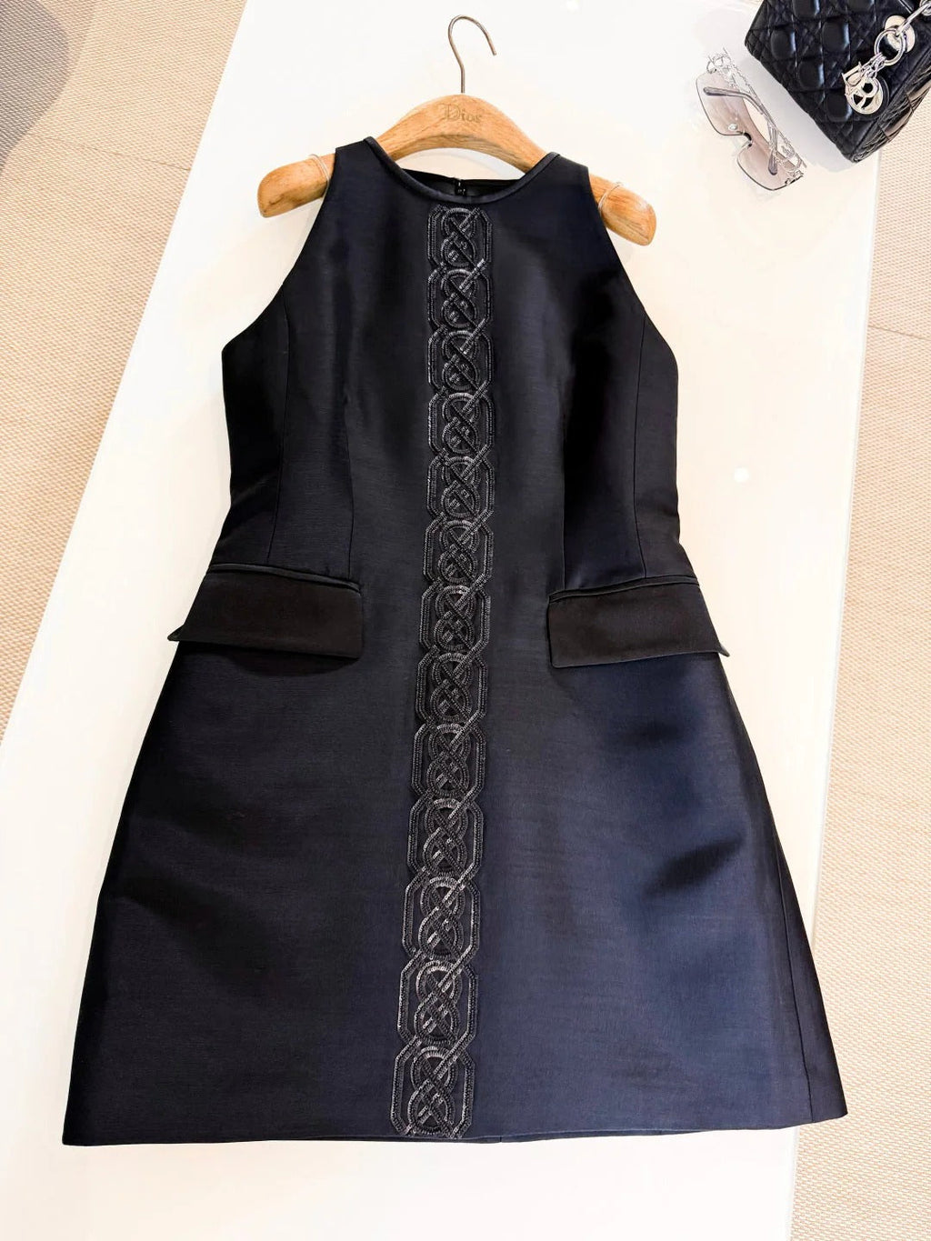 HERMES 25S SLEEVELESS EMBROIDERED SILK DRESS 318