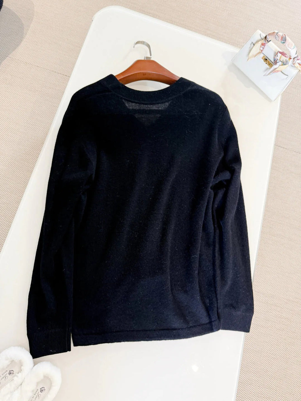 HERMES 25S V-NECK PULLOVER SWEATER 307