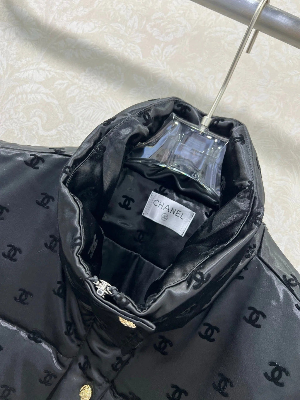 CHANEL 25S PUFFER VEST 312