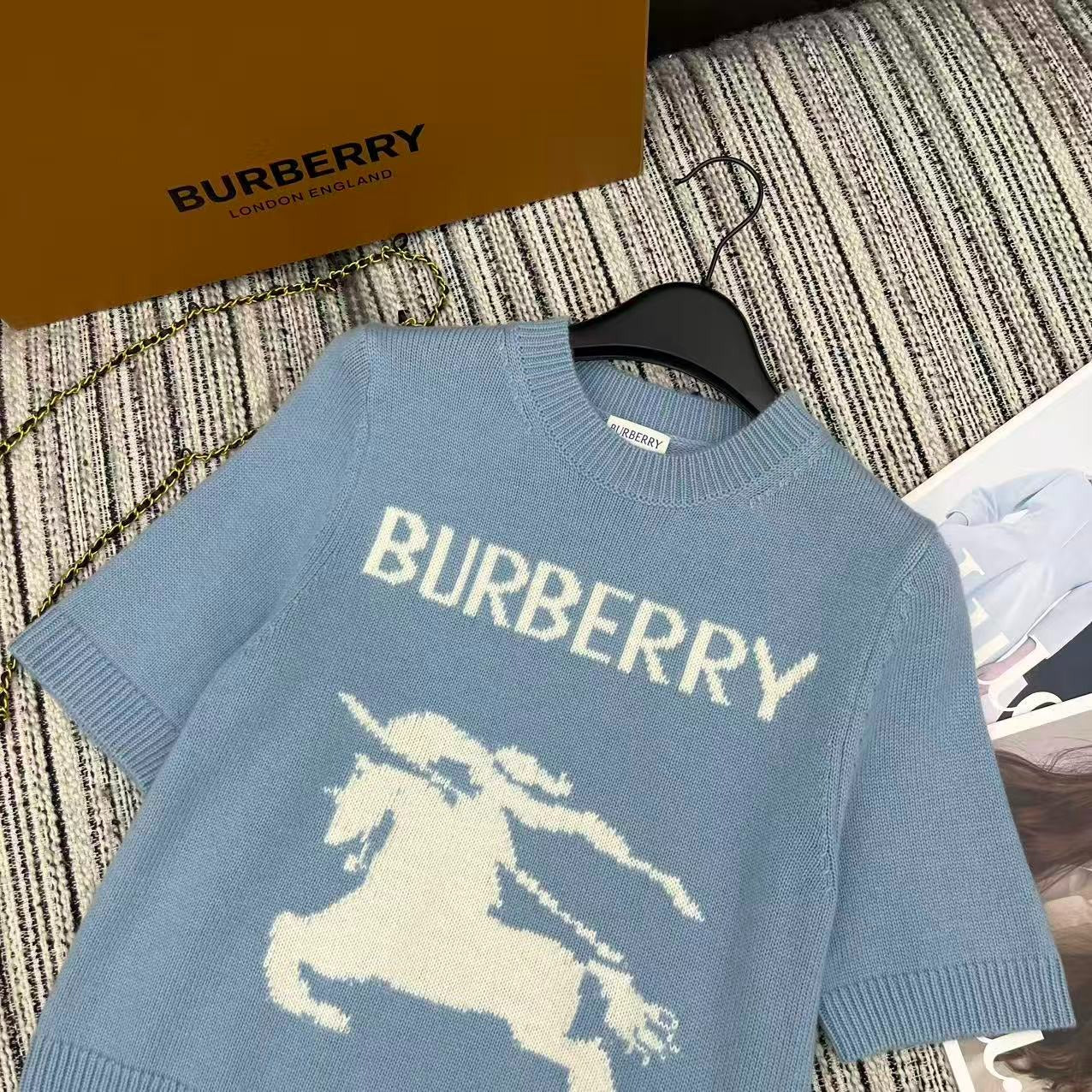 BURBERRY 25S SHORT-SLEEVED KNIT SWEATER 215
