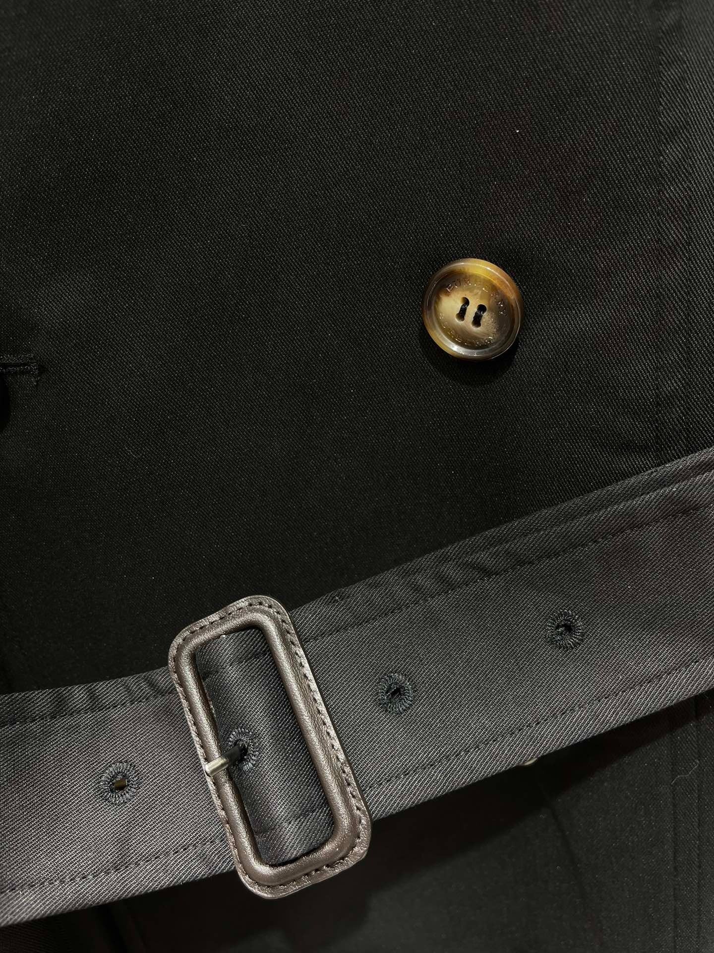 YSL 25S LONG TRENCH COAT STYLE 156