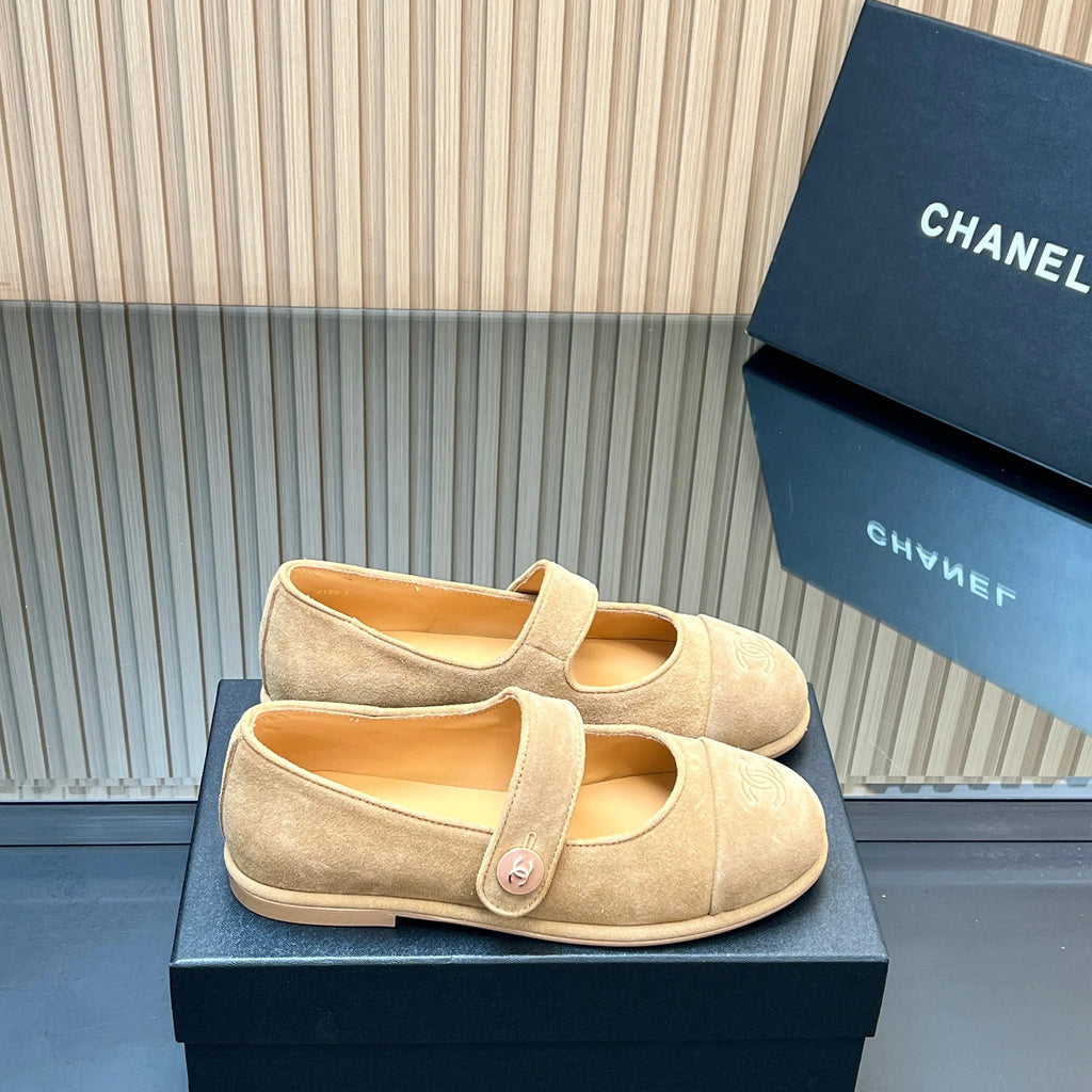CHANEL 25S DOUBLE-STRAP MARY JANE SHOES IN LIGHT BROWN SUEDE
