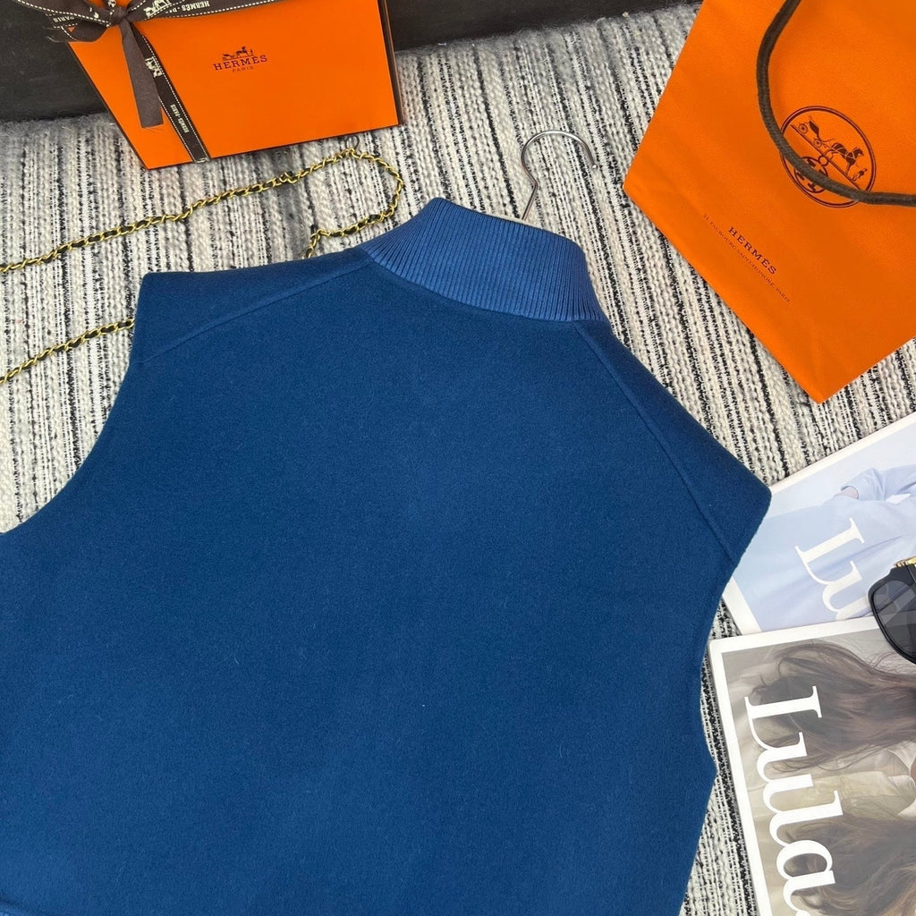 HERMES 25S SLEEVELESS JACKET 305