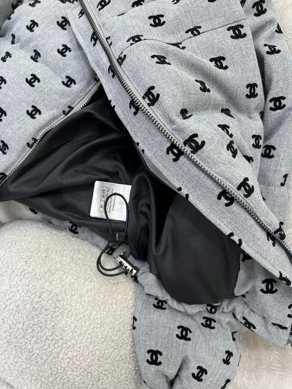 CHANEL 25S DOWN JACKET 310