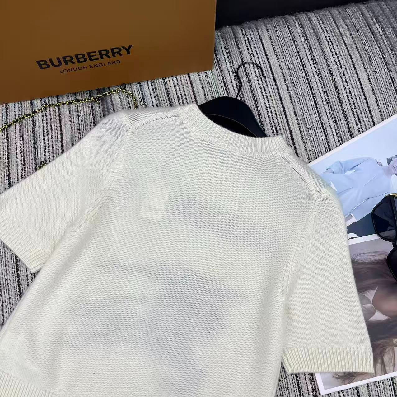 BURBERRY 25S SHORT-SLEEVED KNIT SWEATER 216