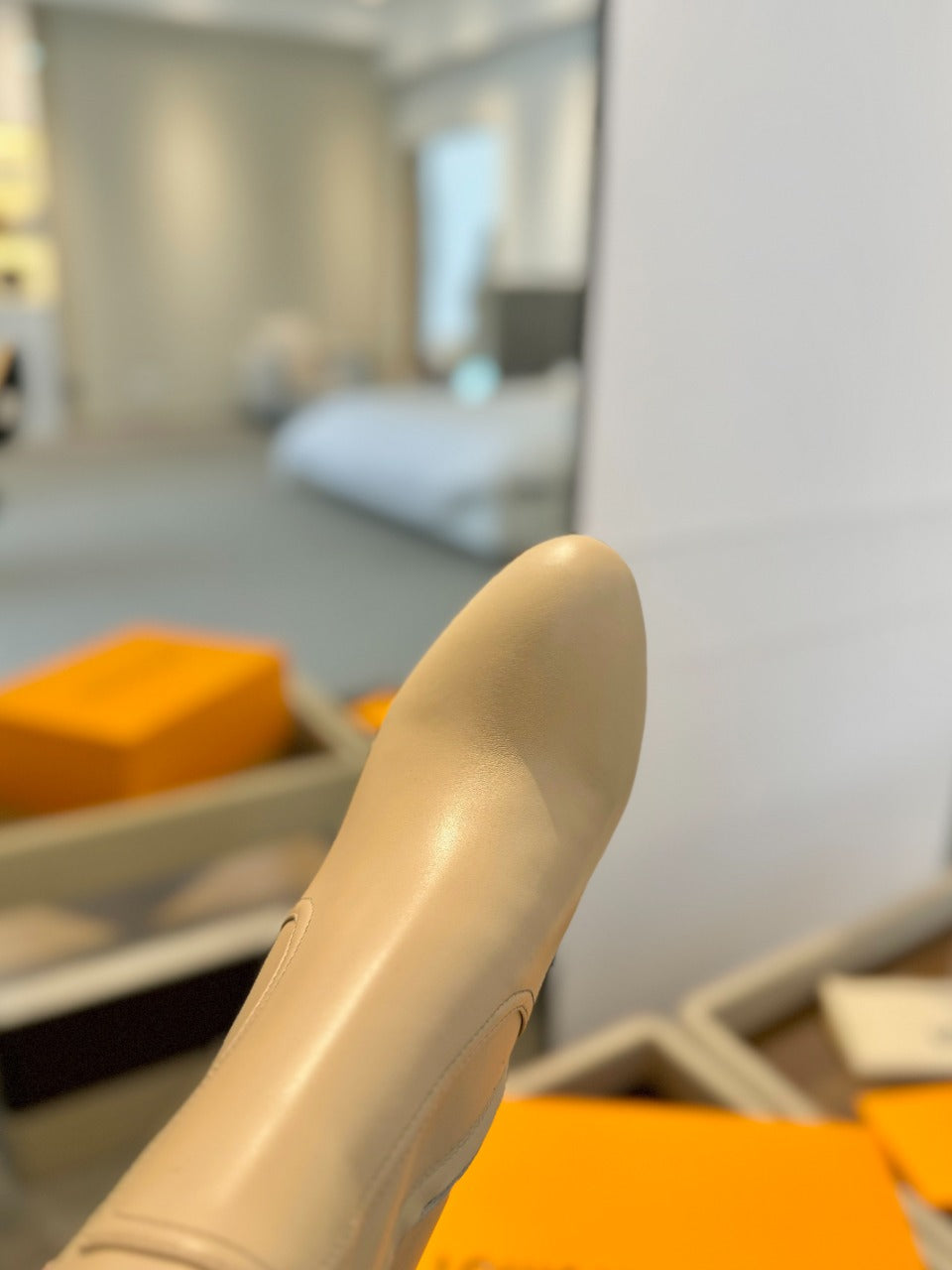 LV Donna High Boot 9.5 Beige Calfskin 573882